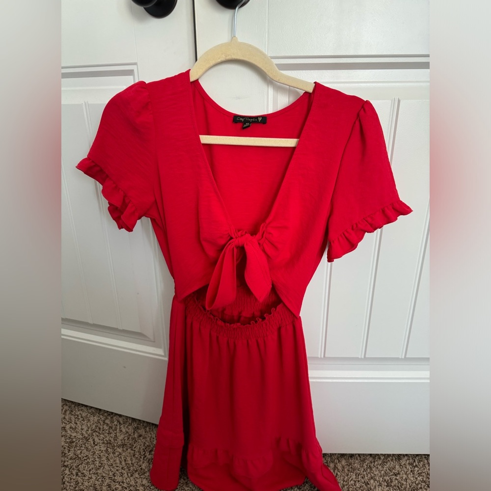 Botique Dress! So flattering! Worn twice!
